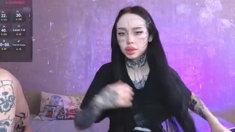 Snapshot of somniya chatting on 01-17-26, 08:19 somniya online show from 01-17-26, 08:19