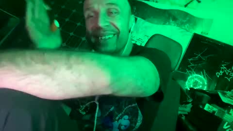 Snapshot of son_e_blacc chatting on 02-07-25, 07:50 Soni online show from 02-07-25, 07:50