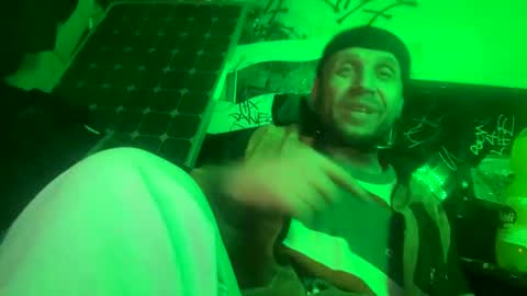 Snapshot of son_e_blacc chatting on 02-22-25, 03:47 Soni online show from 02-22-25, 03:47