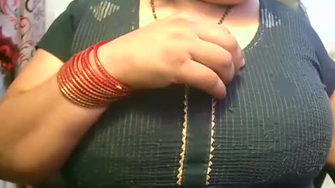 soni88888 online show from 12-07-24, 03:19