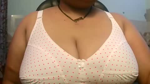 soni88888 online show from 12-16-24, 06:43