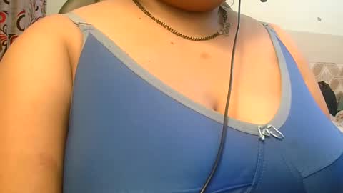 soni88888 online show from 12-29-24, 04:19