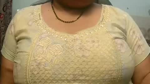 soni88888 online show from 02-06-25, 02:15