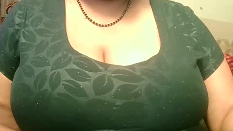 soni88888 online show from 02-11-25, 09:42