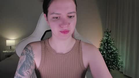 sonia_moon_ online show from 12-11-24, 01:37