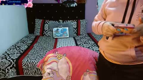 Snapshot of soniafuckboobs chatting on 01-24-25, 04:16 soniafuckboobs online show from 01-24-25, 04:16