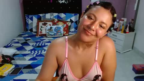 Snapshot of soniahardass chatting on 12-18-24, 08:14 soniahardass online show from 12-18-24, 08:14