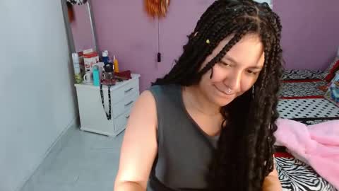 sonialatin69 online show from 01-07-25, 12:20