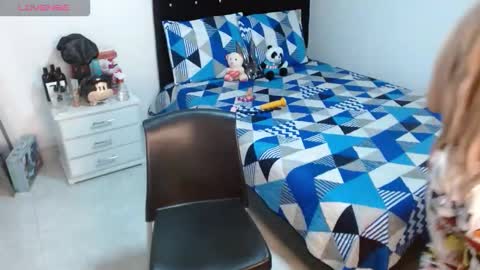 sonialatin69 online show from 10-01-25, 04:24