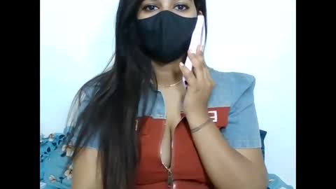 Snapshot of soniashifali4u chatting on 12-13-24, 04:33 soniyashifali4u online show from 12-13-24, 04:33