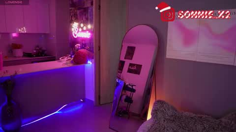 Sonnie online show from 12-22-25, 01:30