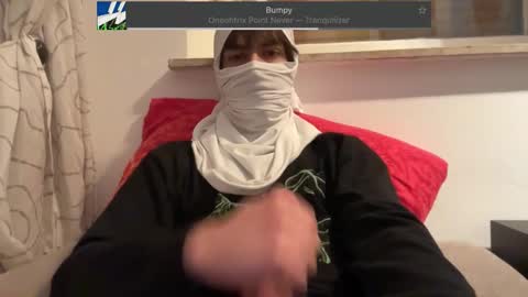 sonny_moore_ online show from 12-22-25, 05:32