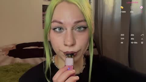 Snapshot of sono_sharingan chatting on 04-01-26, 03:31 Your ghost wife online show from 04-01-26, 03:31