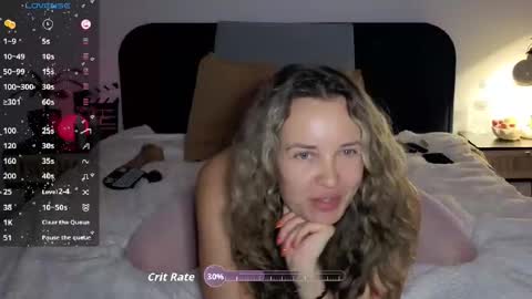 Snapshot of sonyaxbelle chatting on 09-17-25, 06:09 Sonya Belle online show from 09-17-25, 06:09