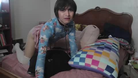 Snapshot of soophiebby chatting on 03-10-25, 02:26 soophiebby online show from 03-10-25, 02:26