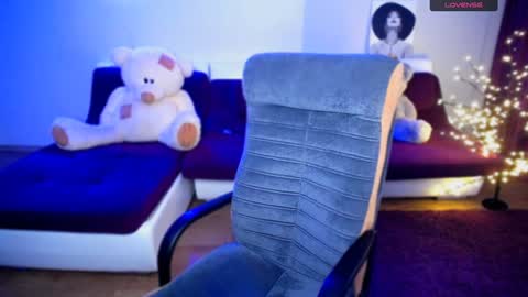 sophia__olsen online show from 12-22-24, 09:44