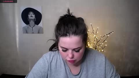 sophia__olsen online show from 09-22-25, 05:53