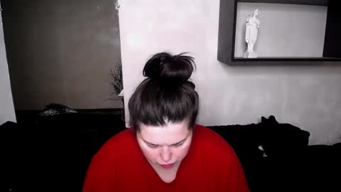 sophia__olsen online show from 10-14-25, 05:30