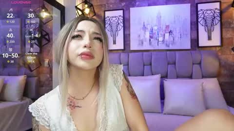 Sophia online show from 12-16-25, 12:32