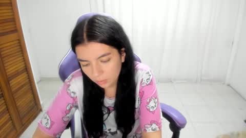 Snapshot of sophia_cossio2 chatting on 10-09-25, 08:07 Sara Sophia online show from 10-09-25, 08:07