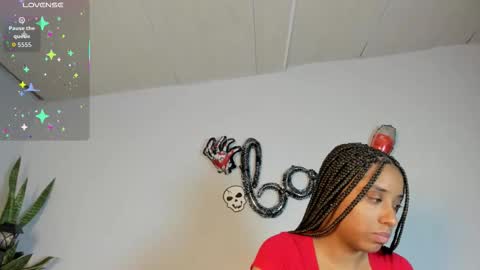 Snapshot of sophia_ebony___ chatting on 10-29-25, 12:18 sophia_ebony___ online show from 10-29-25, 12:18