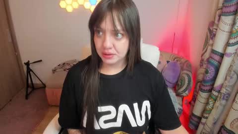 Snapshot of sophia_grants chatting on 11-11-25, 09:31 sophia_grants online show from 11-11-25, 09:31