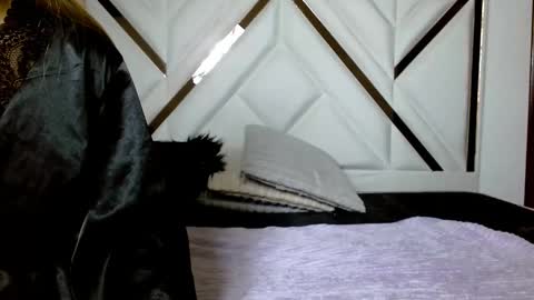 SophiaLee online show from 02-14-26, 01:46