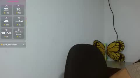 Snapshot of sophiabedford chatting on 10-22-25, 02:50 Sophia Bedford online show from 10-22-25, 02:50