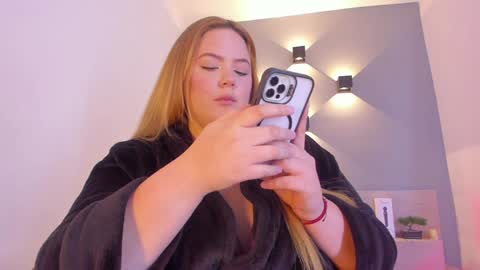 Sofi online show from 01-28-25, 06:17