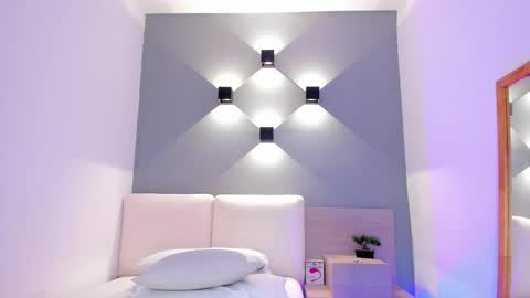 Sofi online show from 02-22-25, 11:57