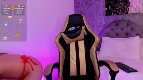 Snapshot of sophiawalkerx chatting on 01-16-26, 02:21 Sophia online show from 01-16-26, 02:21