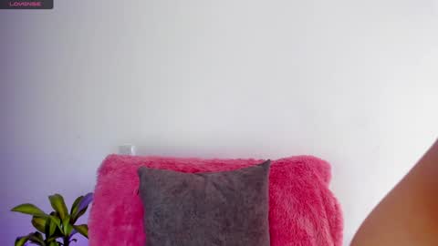 Snapshot of sophie_001 chatting on 12-18-24, 07:52 Sophie online show from 12-18-24, 07:52