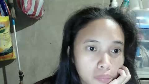 Snapshot of sophie_193 chatting on 10-05-25, 08:18 sophie_193 online show from 10-05-25, 08:18