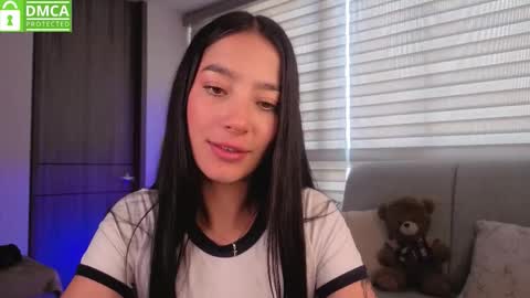 Sophie  online show from 01-05-26, 05:27