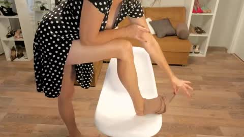 Sophie online show from 11-07-25, 11:54