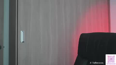 Sophie or Sof online show from 09-25-25, 04:54