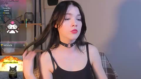 sophie_nomenal_ online show from 10-07-25, 01:52