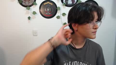 Snapshot of sophie_ross1 chatting on 09-22-25, 01:51 sophie_ross1 online show from 09-22-25, 01:51