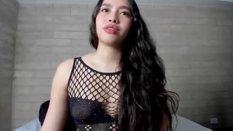 Snapshot of sophiebellucci chatting on 11-29-25, 07:22 sophiebellucci online show from 11-29-25, 07:22