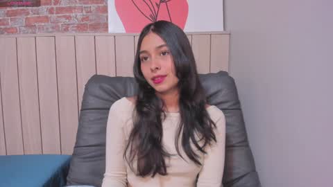 Sophie online show from 02-05-25, 12:49