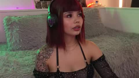 Sophiee  online show from 12-03-25, 09:13