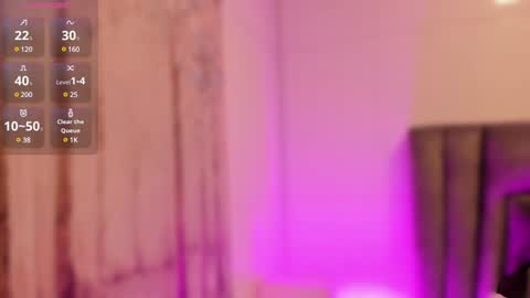 Sophie  online show from 01-04-25, 10:49