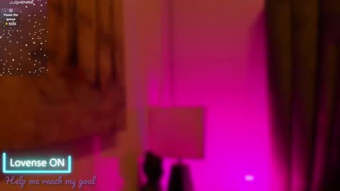 Sophie  online show from 01-08-25, 10:37