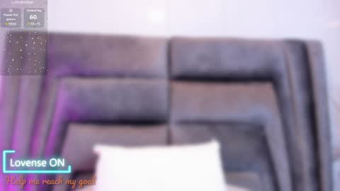 Sophie  online show from 01-08-25, 04:44