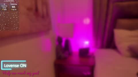 Sophie  online show from 01-11-25, 10:29
