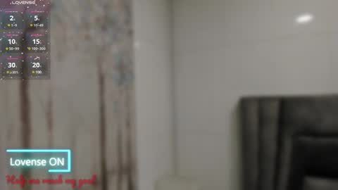 Sophie  online show from 01-20-25, 10:40
