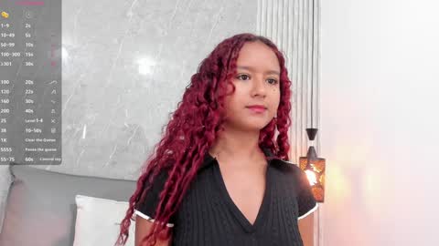Snapshot of sophiee_velvet chatting on 01-31-25, 11:46 online show from 01-31-25, 11:46