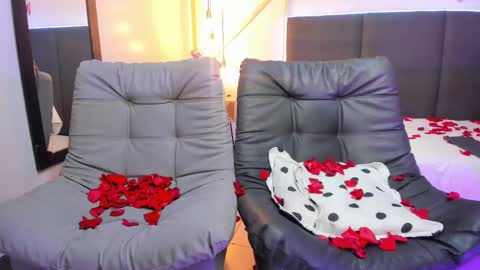 sophieharris__ online show from 02-14-25, 11:09