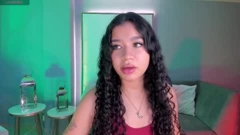 Sophie Houston online show from 10-14-25, 04:35