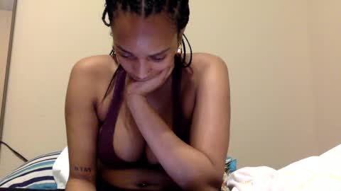 Snapshot of sophieinthecity chatting on 01-11-25, 01:59 Sophia Star online show from 01-11-25, 01:59
